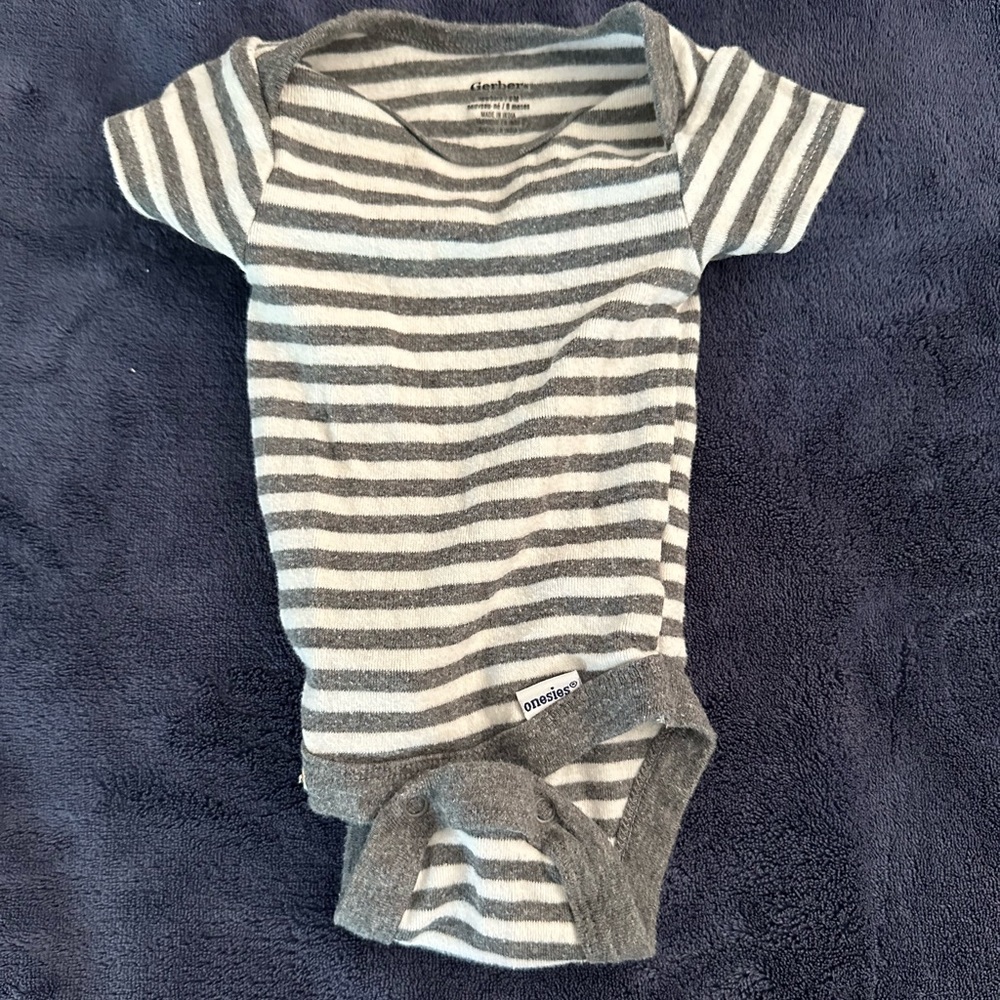 Two Newborn Onesies - Picture 2 of 6